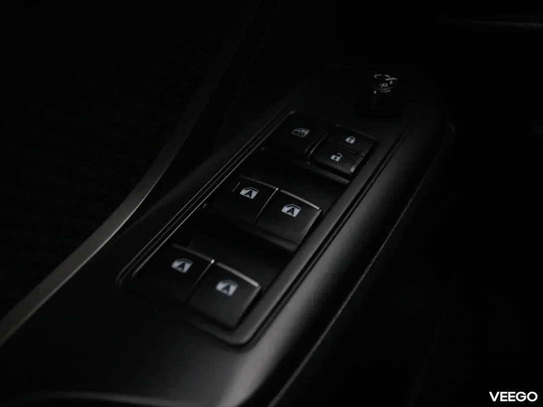 Toyota C-HR 1.8 90kW