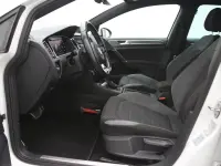Volkswagen Golf 1.5 110kW thumbnail