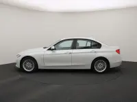 BMW 320 2 135kW thumbnail