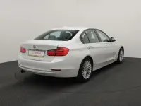 BMW 320 2 135kW thumbnail