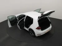 Volkswagen Golf 1.5 110kW thumbnail