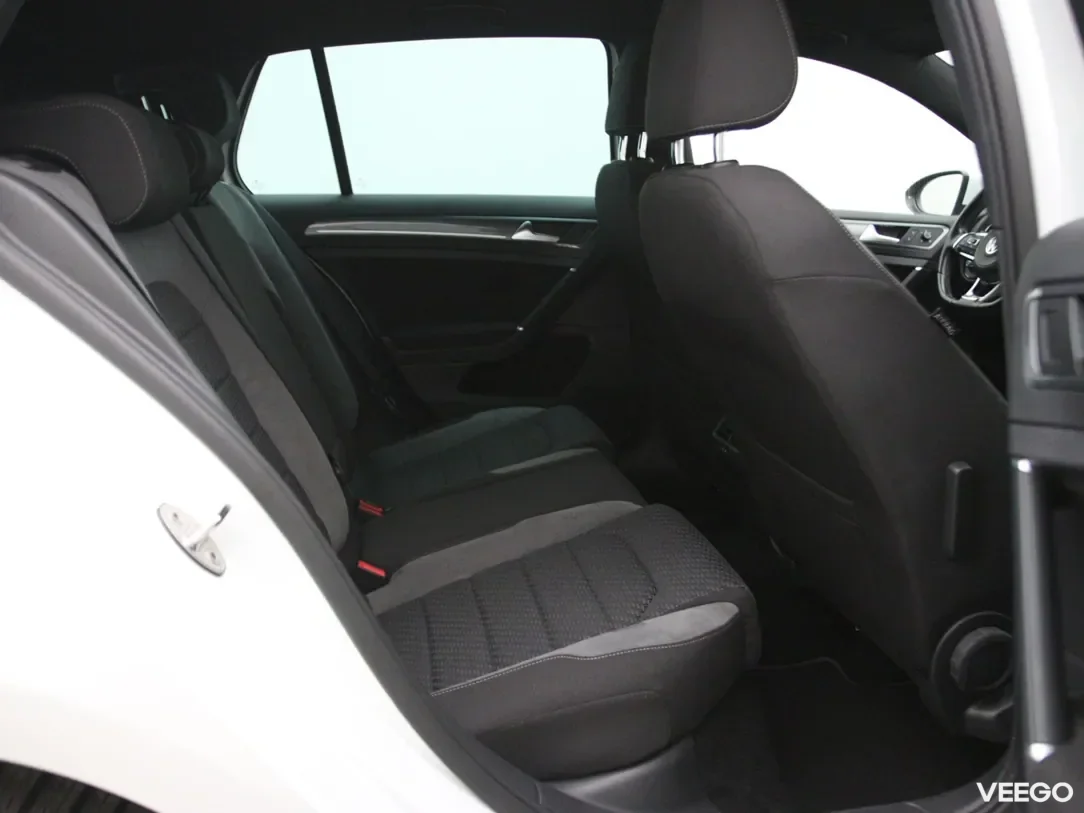 Volkswagen Golf 1.5 110kW