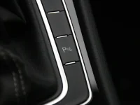 Volkswagen Golf 1.5 110kW thumbnail