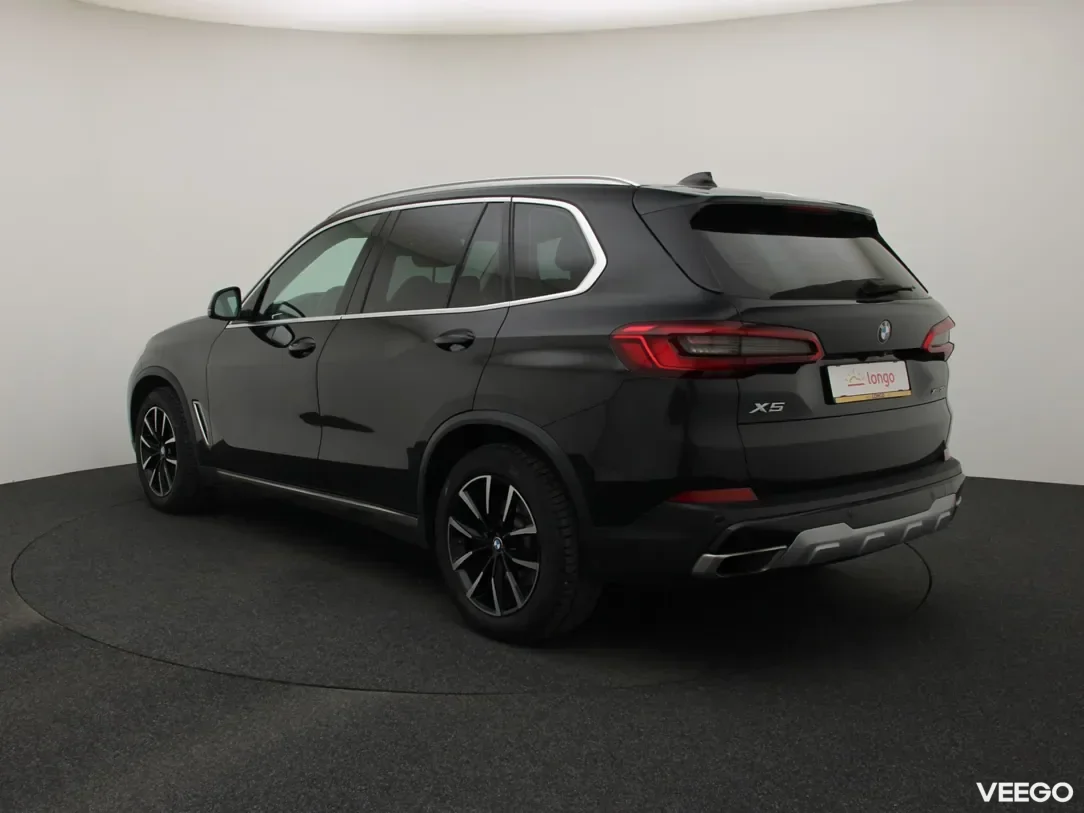 BMW X5 3 195kW
