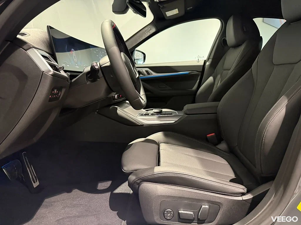 BMW i4 M60 xDrive Fully Charged Drag HUD H/K Adpt Farth Elstol 442kW