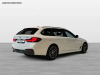 BMW 530 xDrive Touring M Sport Dragkrok Rattvärme Elstolar 215kW thumbnail
