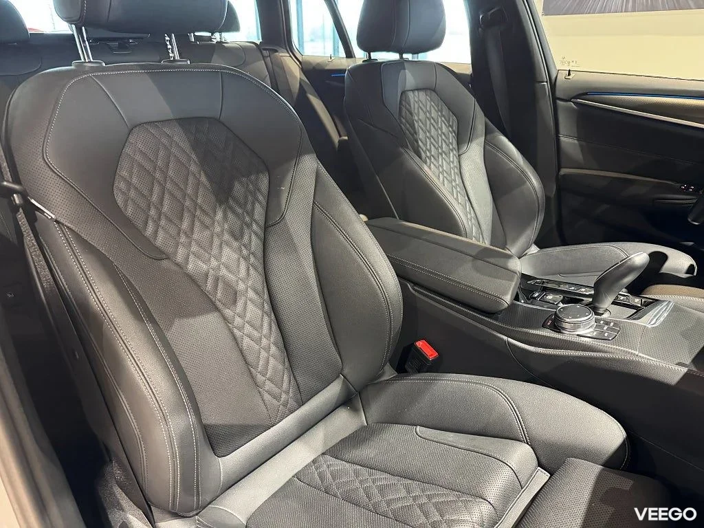 BMW 530 xDrive Touring M Sport Dragkrok Rattvärme Elstolar 215kW