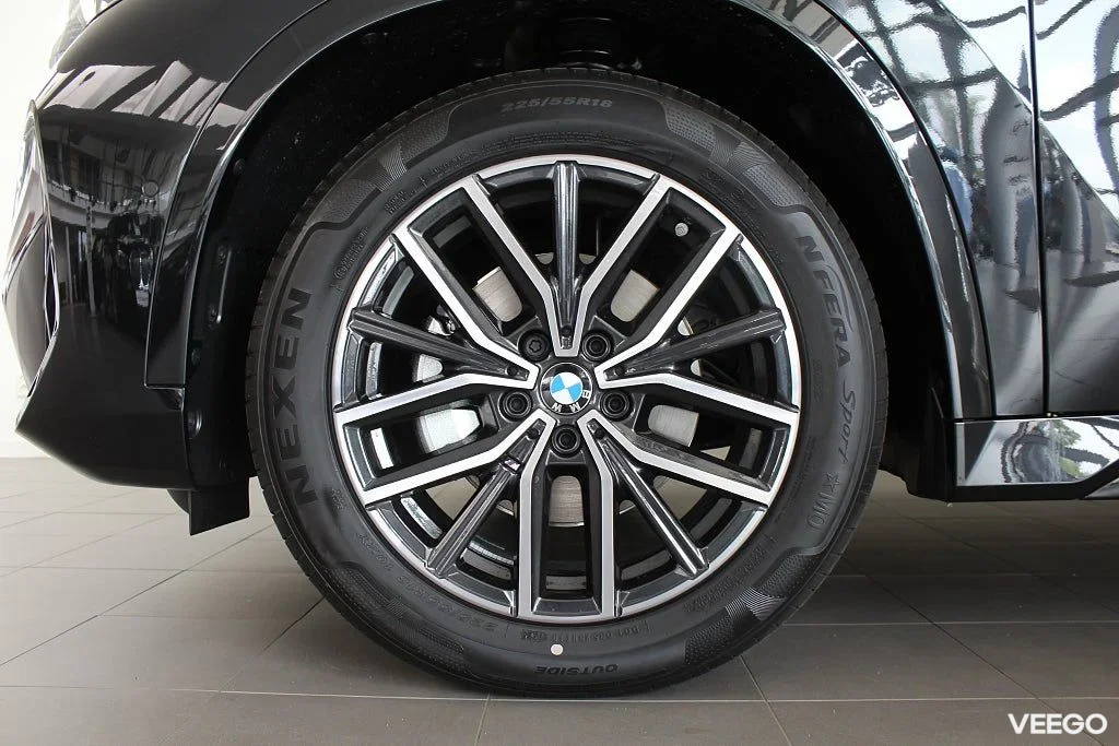 BMW X1 sDrive18i M Sport Drag H/K 18" Sportstol ParkAssist