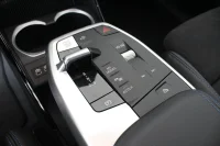 BMW X1 sDrive18i M Sport Drag H/K 18" Sportstol ParkAssist thumbnail