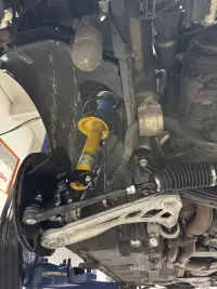 BMW 323 2.5 125kW thumbnail