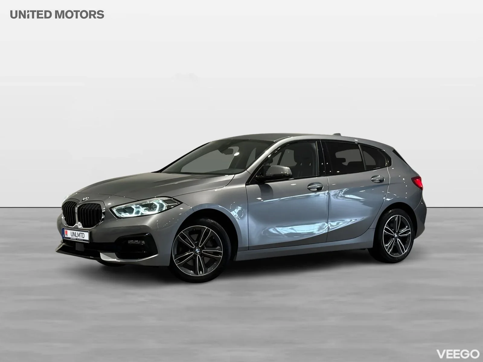 BMW 118 i Sport Line Manuell Nav PDC Tonade Rutor PDC Sportstol