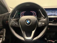 BMW 118 i Sport Line Manuell Nav PDC Tonade Rutor PDC Sportstol thumbnail