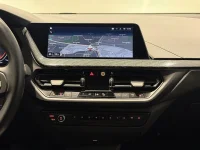 BMW 118 i Sport Line Manuell Nav PDC Tonade Rutor PDC Sportstol thumbnail