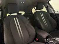 BMW 118 i Sport Line Manuell Nav PDC Tonade Rutor PDC Sportstol thumbnail