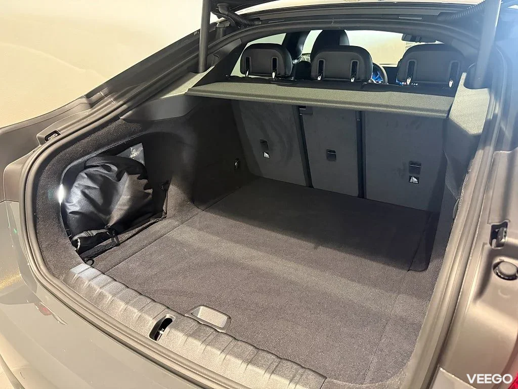 BMW i4 M60 xDrive Fully Charged Drag HUD H/K Adpt Farth Elstol 442kW