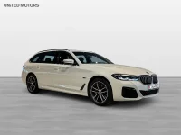 BMW 530 xDrive Touring M Sport Dragkrok Rattvärme Elstolar 215kW thumbnail