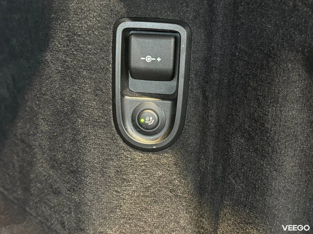 BMW 530 xDrive Touring M Sport Dragkrok Rattvärme Elstolar 215kW