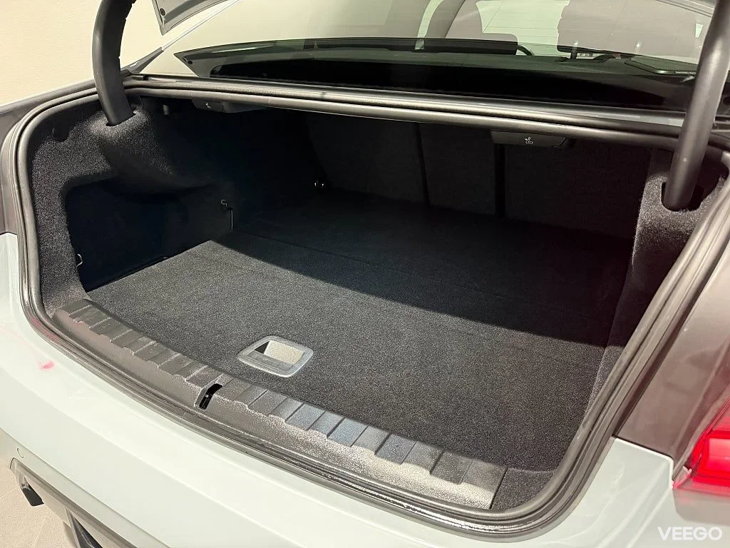 BMW 330 xDrive Sedan M Sport Pro Drag AdptFartH H/K Comfort