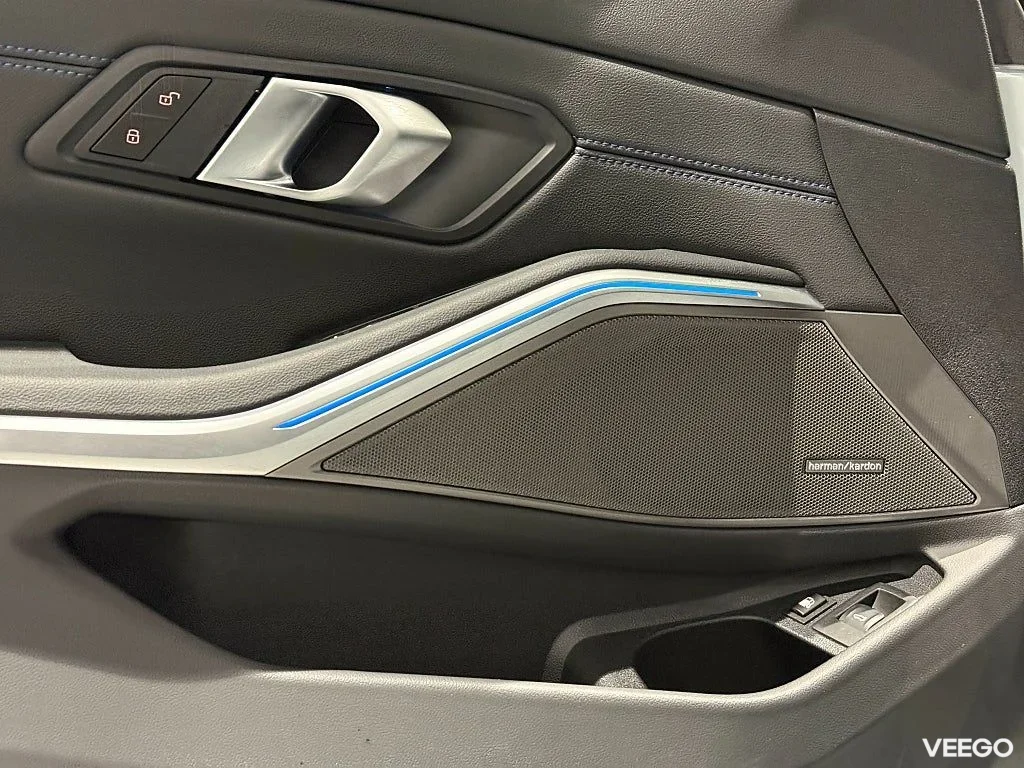 BMW 330 xDrive Sedan M Sport Pro Drag AdptFartH H/K Comfort