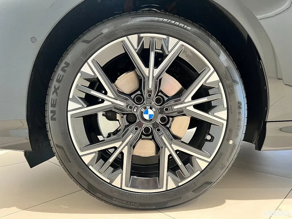 BMW 120 M-Sport Design, Rattvärme, Backkamera, Apple CarPlay