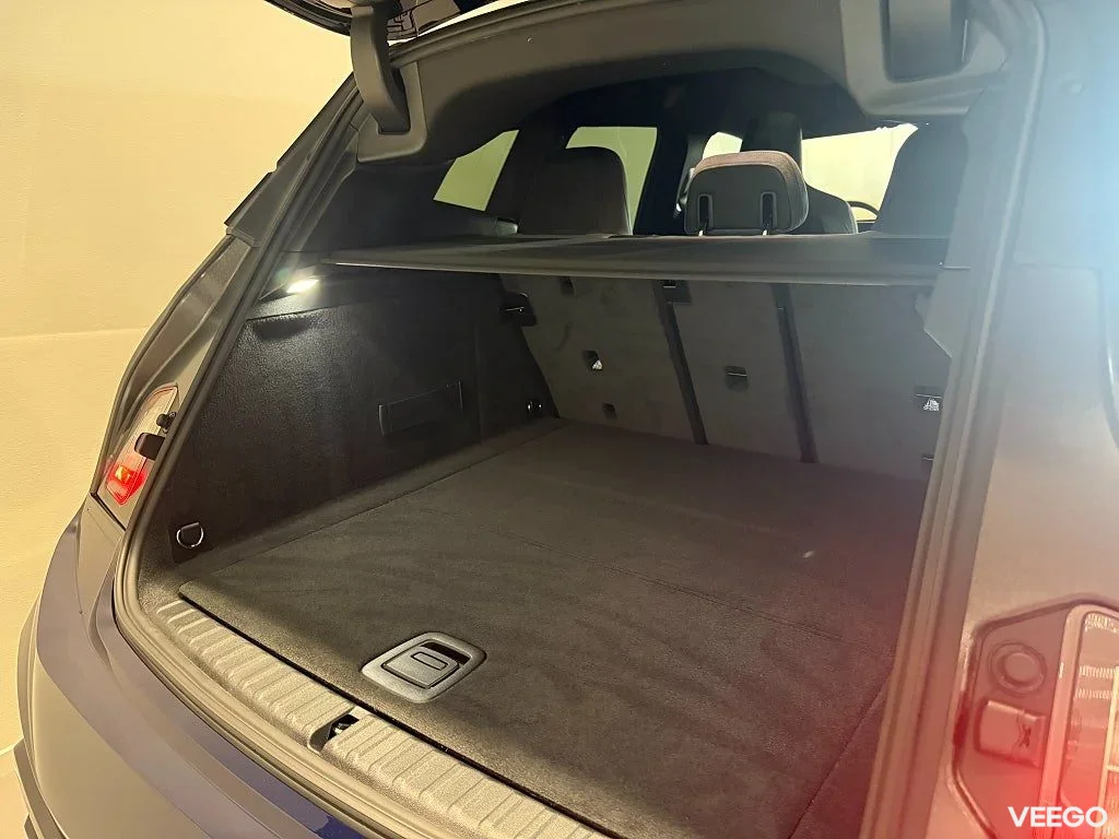 BMW iX xDrive60 Fully Charged M Sport Pro Innovation Comfort