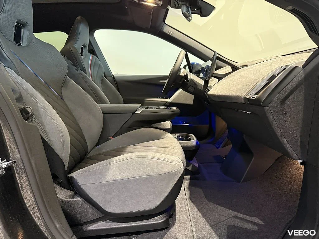 BMW iX xDrive60 Fully Charged M Sport Pro Innovation Comfort