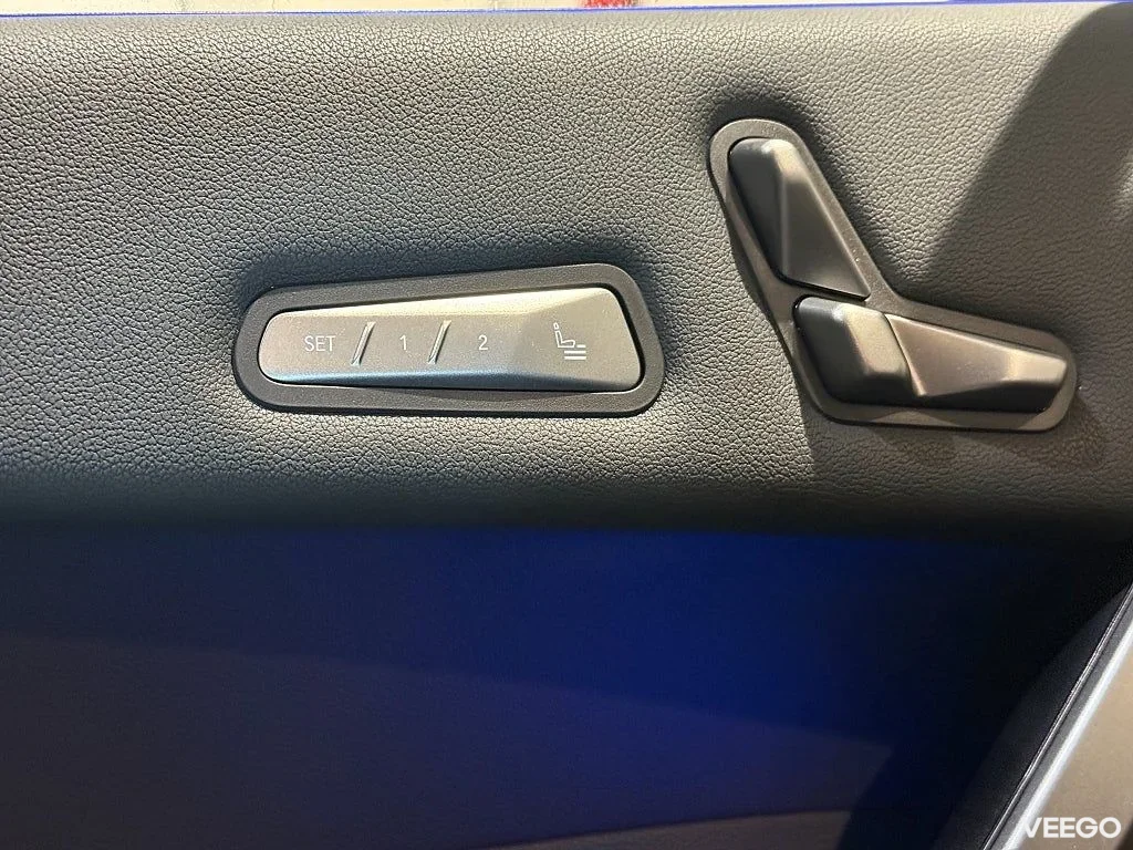 BMW iX xDrive60 Fully Charged M Sport Pro Innovation Comfort