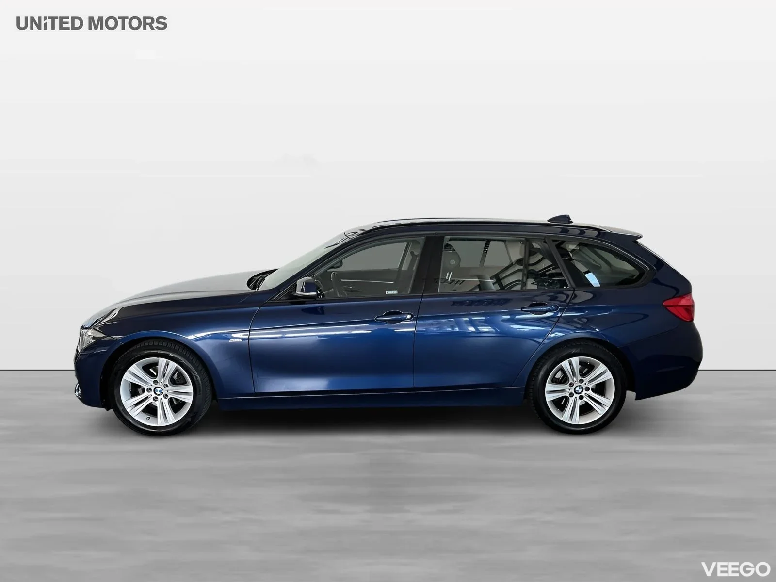 BMW 320 i Touring Model Sport Nav Automat Dragkrok