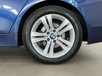 BMW 320 i Touring Model Sport Nav Automat Dragkrok thumbnail