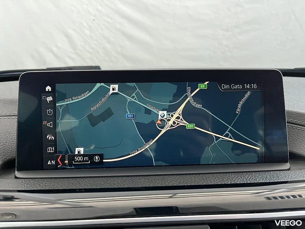 BMW 320 i Touring Model Sport Nav Automat Dragkrok