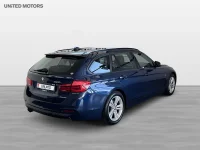 BMW 320 i Touring Model Sport Nav Automat Dragkrok thumbnail