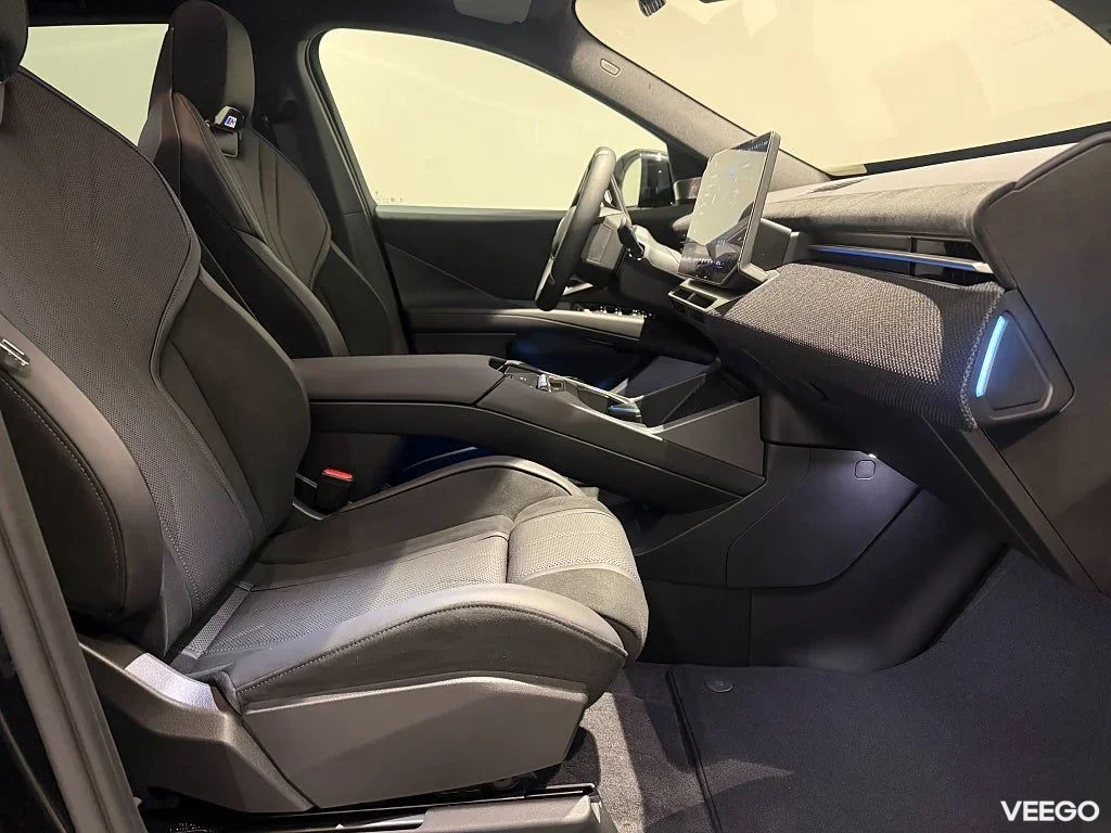 BMW iX3 50 xDrive Supercharged 3D-HUD Panoramic Vision M Stolar