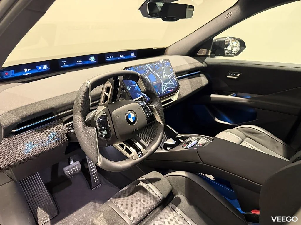 BMW iX3 50 xDrive Supercharged 3D-HUD Panoramic Vision M Stolar