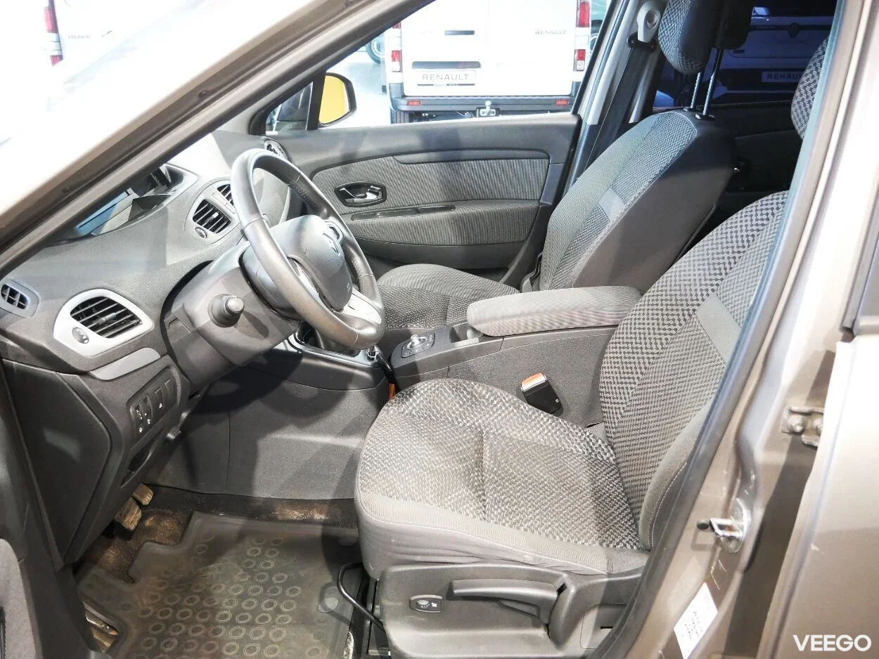 Renault Grand Scenic III 1.5 81kW