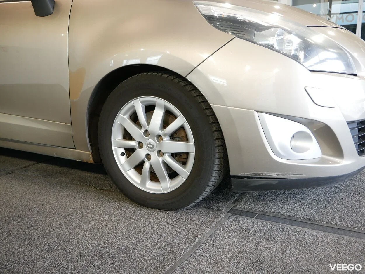 Renault Grand Scenic III 1.5 81kW