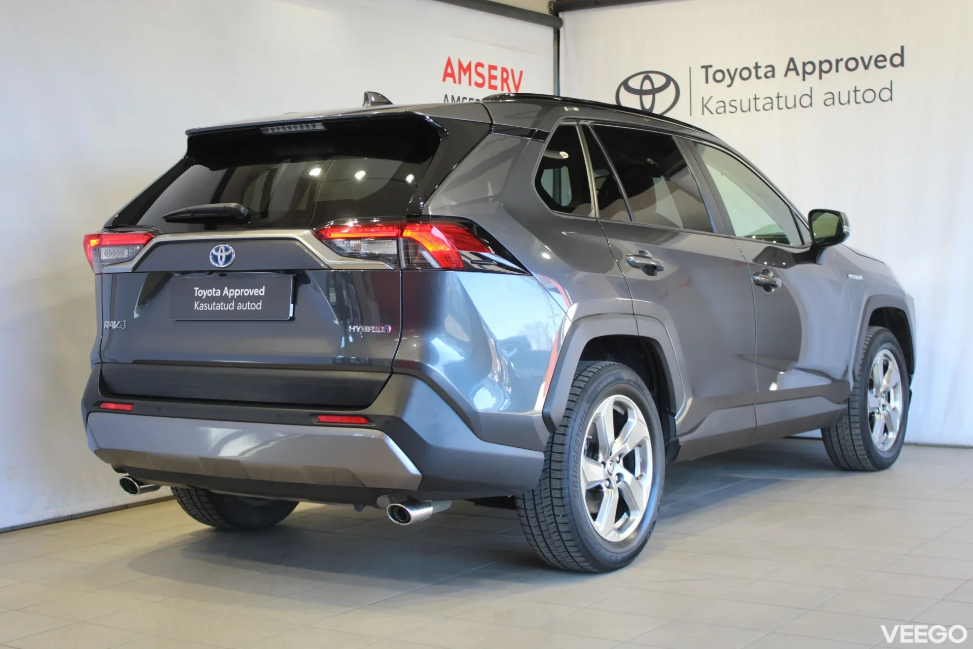 Toyota RAV4 Luxury Plus 2.5 131kW