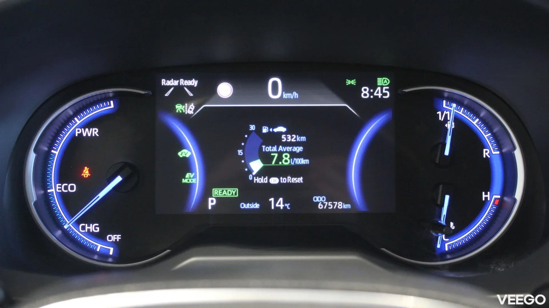 Toyota RAV4 Luxury Plus 2.5 131kW