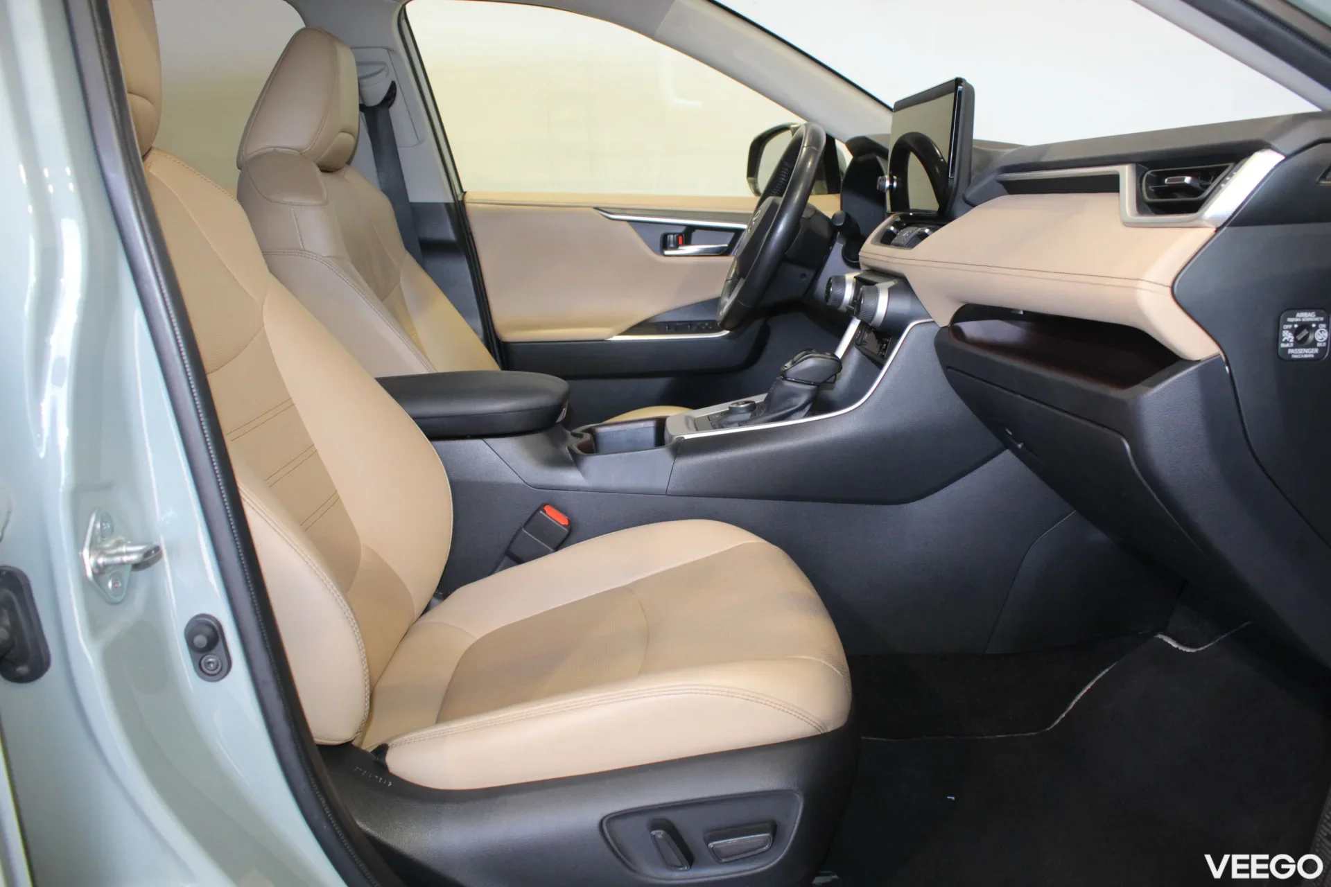 Toyota RAV4 Premium AWD 2.5 131kW