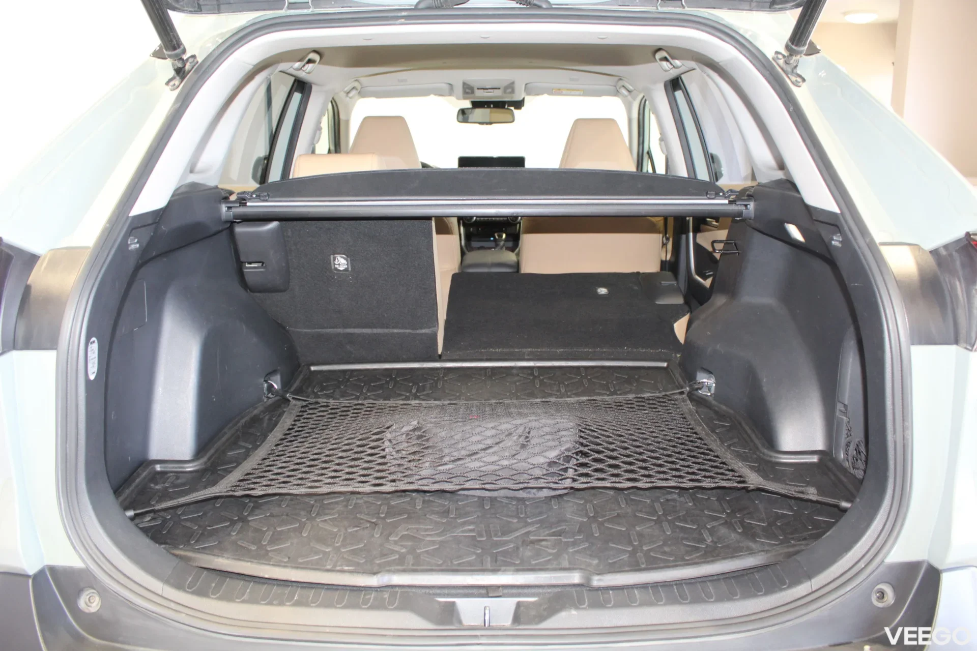 Toyota RAV4 Premium AWD 2.5 131kW