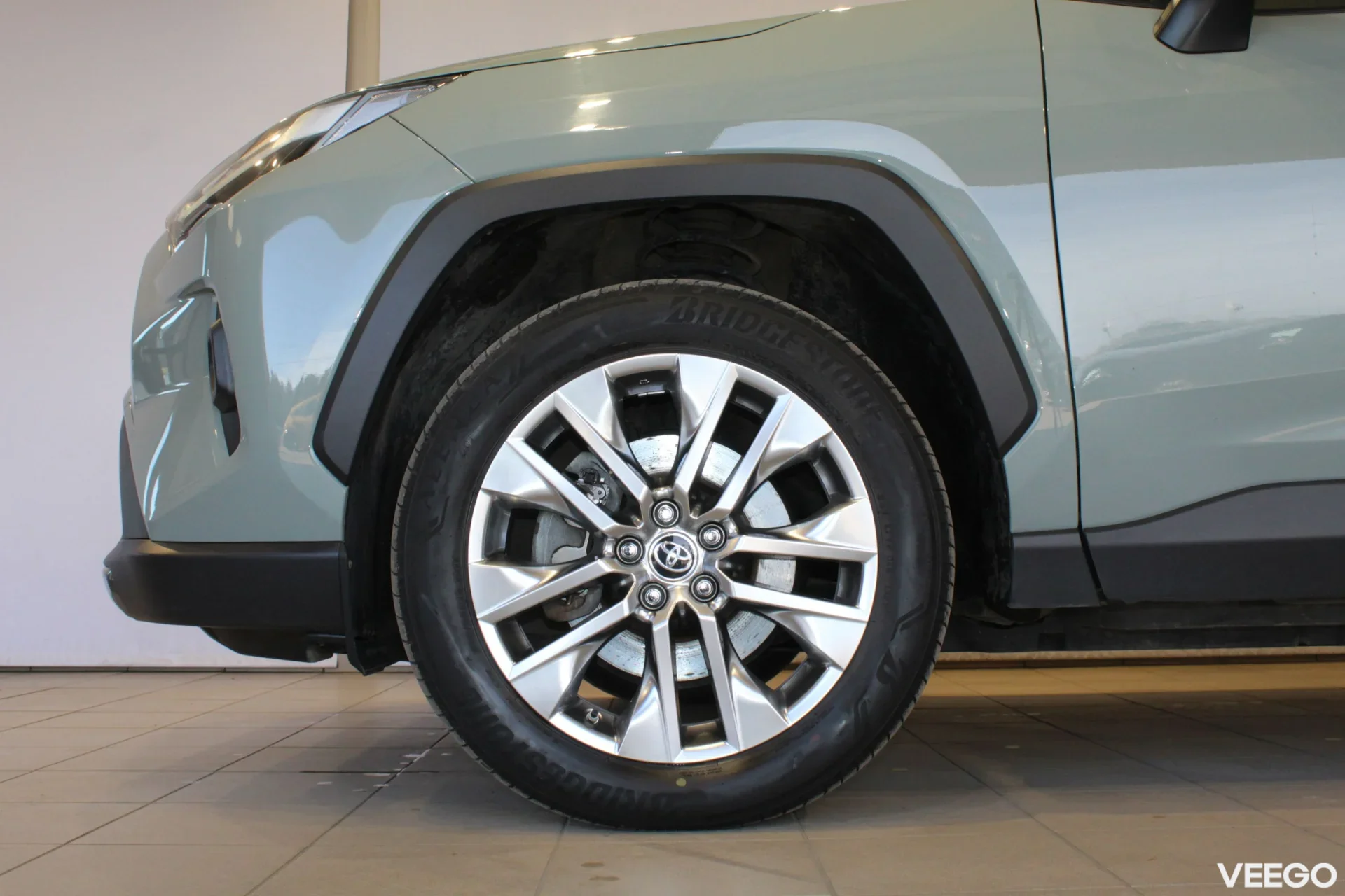 Toyota RAV4 Premium AWD 2.5 131kW