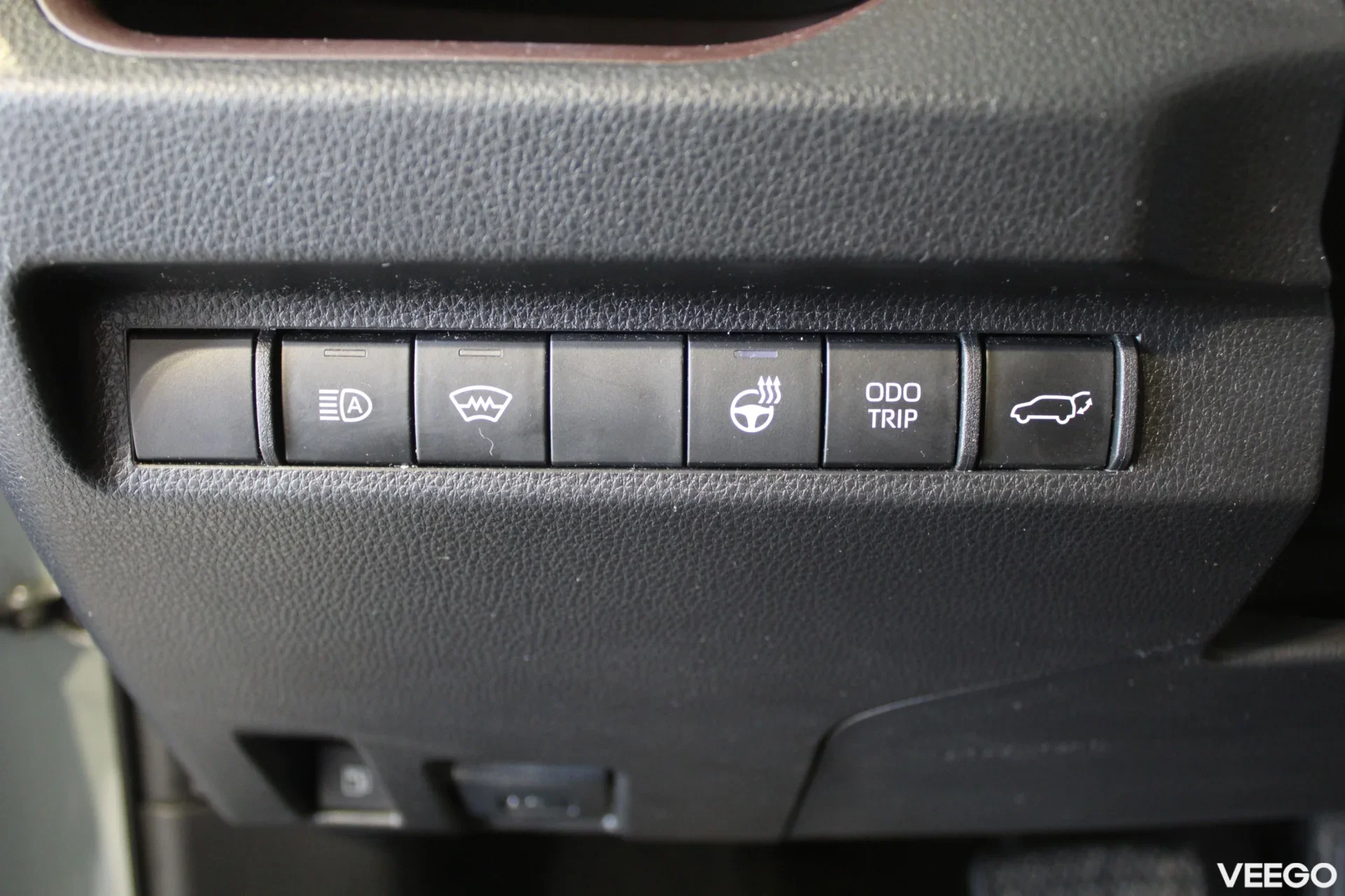 Toyota RAV4 Premium AWD 2.5 131kW