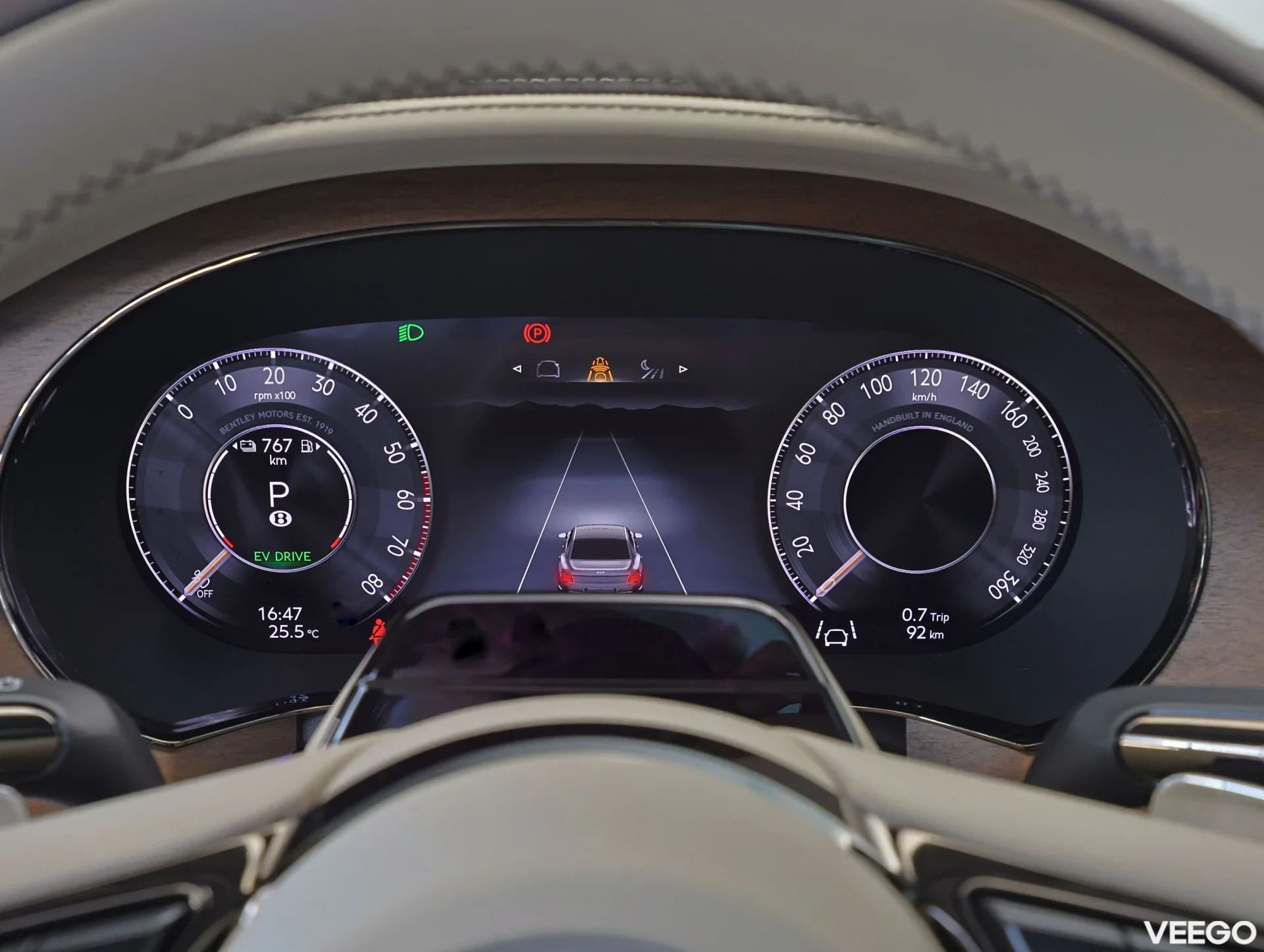 Bentley Flying Spur Bentley V8 PHEV 500kW 4 500kW