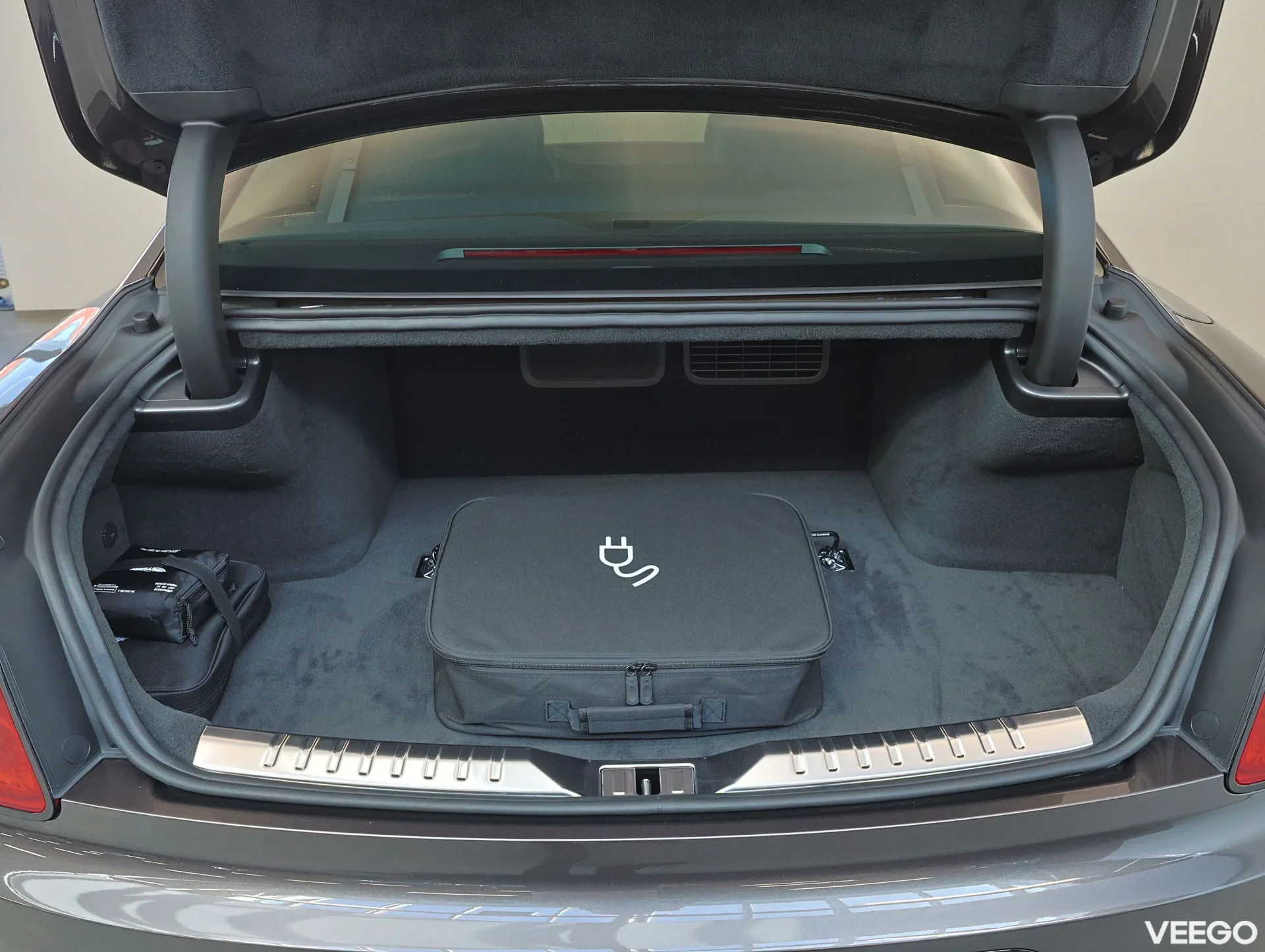 Bentley Flying Spur Bentley V8 PHEV 500kW 4 500kW