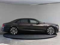 Bentley Flying Spur Bentley V8 PHEV 500kW 4 500kW thumbnail