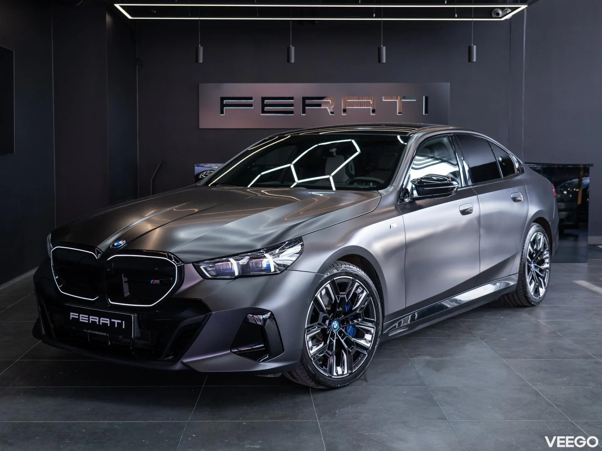 BMW i5 442kW