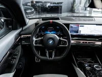 BMW i5 442kW thumbnail