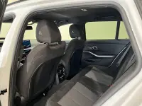 BMW 330 M-Sport, Värmare, Drag, Backkamera - Nya Batteriet thumbnail