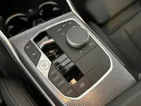 BMW 320 320 d xDrive Touring M Sport Rattvärme HiFi Park Assist thumbnail