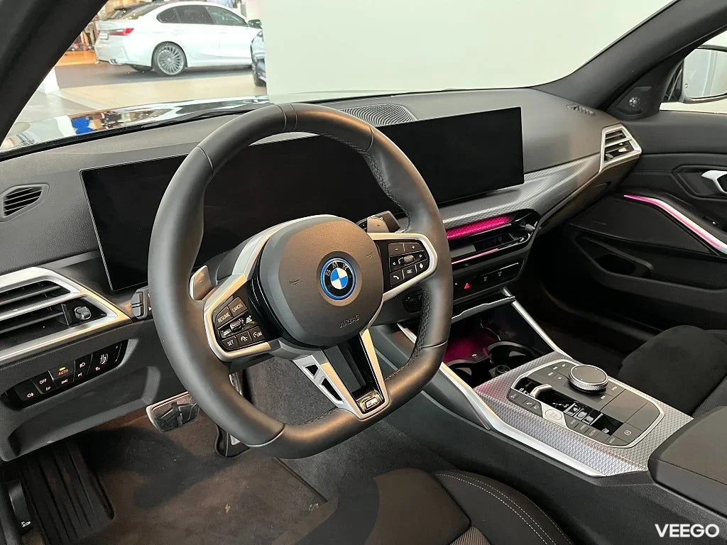 BMW 330 xDrive Sedan M Sport Pro H/K Dragkrok Rattvärme