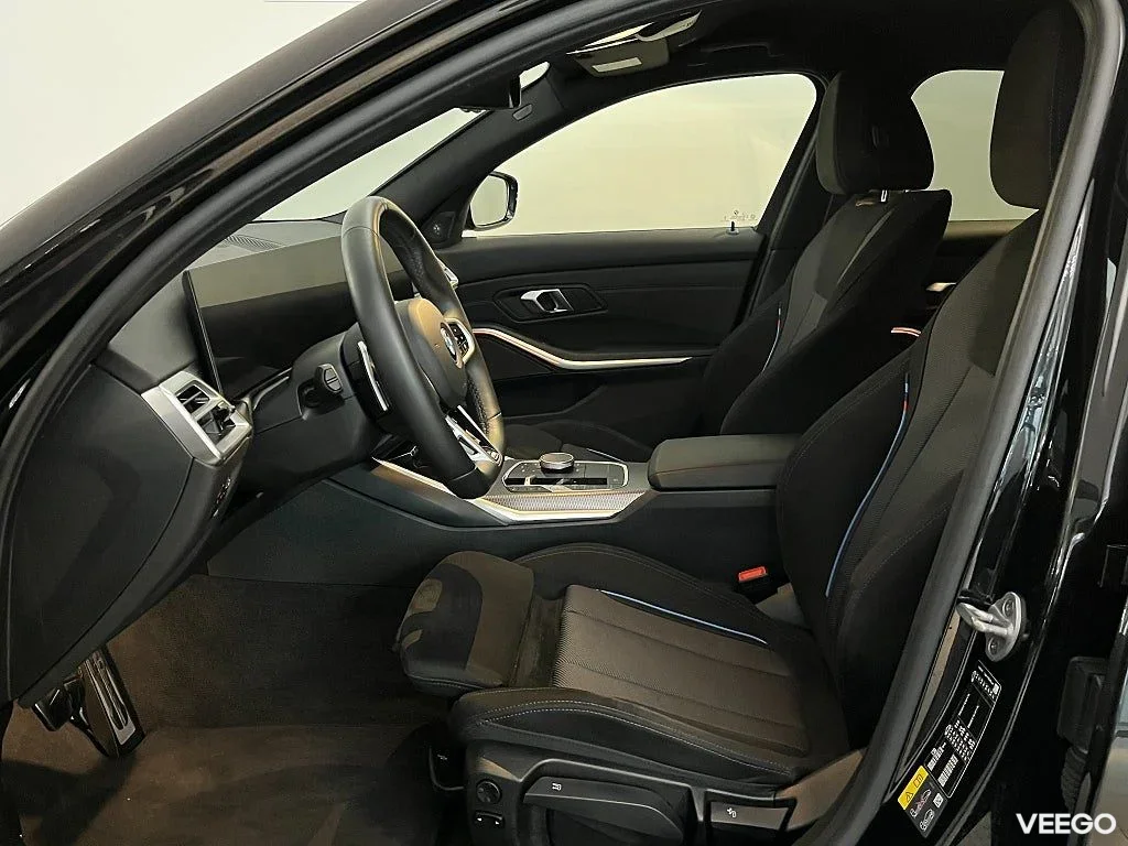 BMW 330 xDrive Sedan M Sport Pro Rattvärme Drag Tonade Rutor